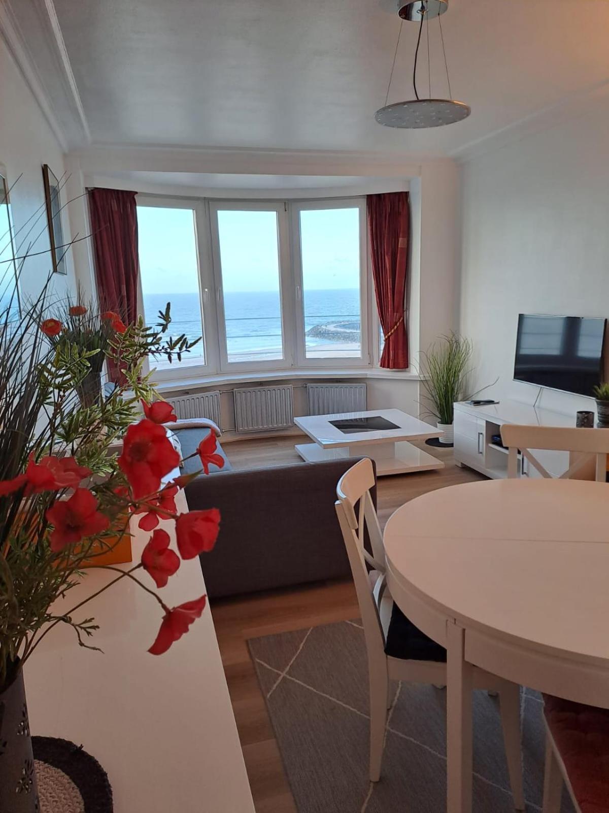 Appartement Met Prachtig Zicht Op Zee 奥斯滕德 外观 照片